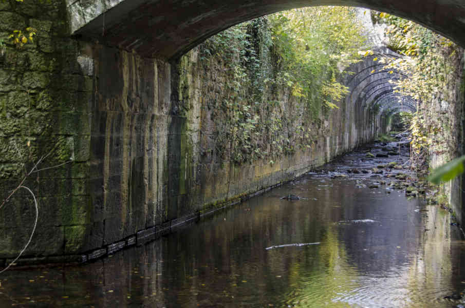 Comunidad Foral de Navarra 065 - Selva de Irati - antigua fábrica de municiones de Orbaizeta.jpg